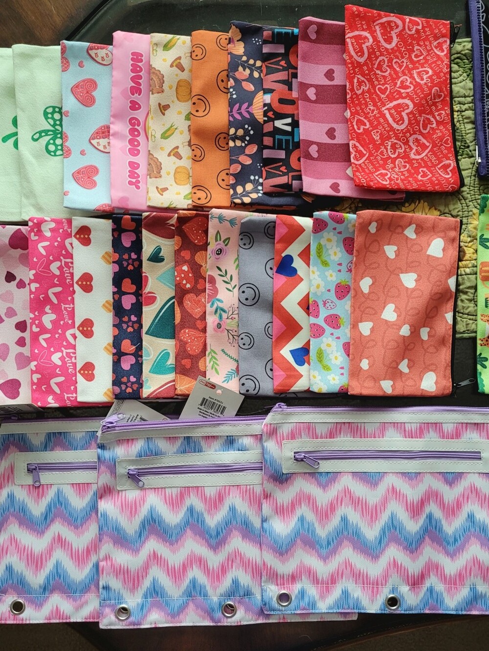 Lot of 150 Assorted Cosmetic bags/Pencil Pouches - Picture 9 of 11